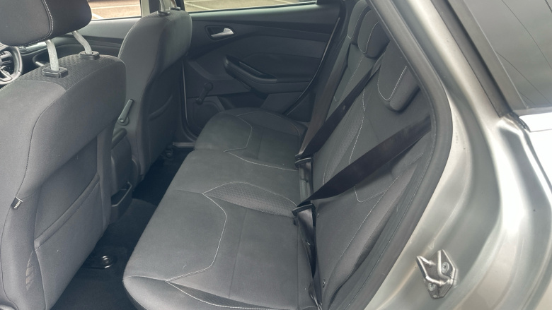 Ford Focus 1.5 TDCi 120 Zetec Edition 5dr Diesel Estate